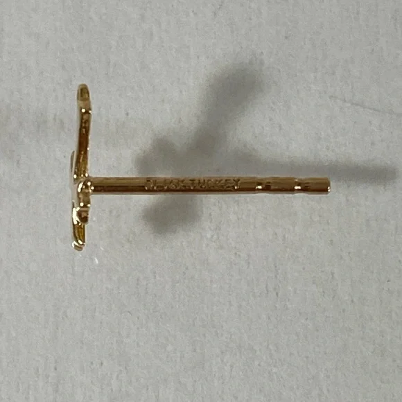 14K YELLOW GOLD cross crucifix studs ✝️ MADE IN TURKEY - Picture 8 of 15